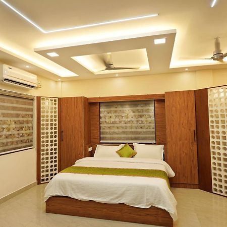 Krishnakripa Premium Residency Hotel Kochi Exterior photo